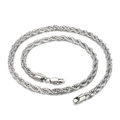 Collar de cadena de cuerda trenzada clásica de acero inoxidable plateado sobre fondo blanco - 60cm*6mm / Color Acero
