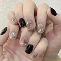 Uñas postizas cortas cuadradas con esmalte negro, purpurina plateada y estrellas de strass - Estilo de Estrella Brillo Negro Plata con Diamantes (JP2319)