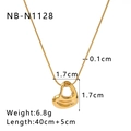 Detailoverzicht van de 18k vergulde roestvrijstalen hartvormige hanger met afmetingen - Gouden Slangenketting-Hol Hart Hanger