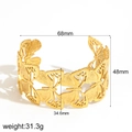 Dettaglio del bracciale a farfalla dorato con dimensioni 68mm e peso di 31,3g - Stile Farfalla Traforata (TB7150)