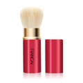Portable retractable makeup brush in red and gold finish with fluffy beige bristles - Small Red With Logo