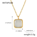 Pendentif carré en résine verte sur chaîne dorée avec dimensions et poids du produit - Collier (MITXP108) / Collier Or