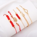 Set de 5 pulseras de cuerda roja y cuentas doradas con dijes de corazón, hoja e infinito - Rojo (Juego de 5 piezas)
