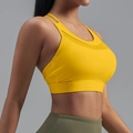 Leuchtend gelber Sport-BH mit Mesh-Einsatz und breiten Trägern für Yoga und Fitness - XS / Gelb