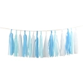 Detail van blauw-witte papieren kwastjesslinger voor verjaardagsfeestjes en kamerdecoratie - Dubbel Blauw + Wit