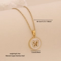 Collana dorata con pendente circolare bianco decorato con un motivo a farfalla traforata - Stile 4 Farfalla