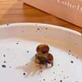 Mini pince à cheveux en résine écaille de tortue avec gravure France Handmade sur plat - Floral Brun Doré
