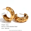 Pendientes de aro en C de acero inoxidable bañados en oro de 18K con diseño corazón - 30MM / Dorado
