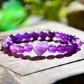 Amethyst beaded bracelet featuring a heart-shaped purple stone charm and round beads - Heart Pendant / Purple (Amethyst)