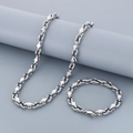 Dettaglio del set collana e bracciale a maglie geometriche in acciaio inossidabile argento - Bracciale 22cm / Color Acciaio