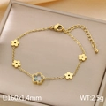 Bracciale dorato in acciaio inossidabile con fiori in zircone e ciondolo a cuore - Stile Fiore (KB185518-HM)