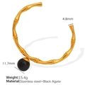 Brazalete de bambú de acero inoxidable dorado con ágata negra para mujer elegante - Pulsera Dorada Ajustable SZ92 con Ágata Negra