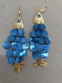 Boucles d'oreilles poisson dorées avec disques de nacre bleus et détail œil bleu - Style Forme de Poisson / Bleu