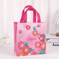 Detailed view of pink floral non-woven gift bag with artistic Mom lettering and flowers - Style 4008-2 (Mom) / 23*22*11cm