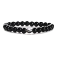 Detailopname van zwarte matte kralenarmband met hartvormige Yin Yang symbool bedel - Hart Tai Chi Glanzend Zwarte Steen