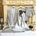 Hellgraues 5-teiliges Loungewear-Set aus Satin mit Blumenmuster, Robe und Camisole - S / 5-teiliges Set / Graue Kirsche