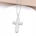 Collana con croce in argento impreziosita da zirconi cubici con una raffinata catena a scatola - Bianco K/Argento