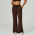 Pantalón de chándal marrón oscuro de talle alto con pernera ancha y cordón ajustable - S / café