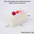 Jouet squishy gâteau mousse 7cm avec baies rouges et décoration chocolat rose - Blanc