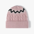 Berretto in maglia rosa chiaro a righe con motivo jacquard a zigzag e fodera in pile - Taglia unica / Rosa