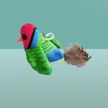 Gioco interattivo per gatti uccellino di peluche con piume colorate e cordino - Accessorio Pendente a Forma di Uccello / Multicolore