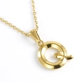 Minimalist 18K gold plated stainless steel necklace with a 3D letter Q pendant - Letter Q / Gold