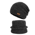 Ensemble bonnet et tour de cou en tricot gris foncé avec motif gaufré et logo cuir - Ensemble deux pièces / Noir