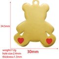 Dimensiones detalladas del colgante de oso dorado con patas de corazón rojo y metal - Tamaño Grande 34,5 mm / Dorado
