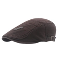 Classic dark brown British newsboy cap with sports metal plate and adjustable buckle - One Size(Adjustable) / Coffee