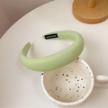 Chic light green sponge headband with thick fabric padding for women hair styling - Thickened Sponge Fabric Style / Grass Green