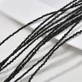 Détail de perles rondes noires en nacre de 2-2,5mm pour la création de bijoux DIY - 1 Rang (environ 185 perles) / Perles rondes en nacre noire 2-2,5 mm
