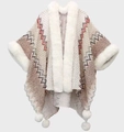 Gebreide beige en roze sjaal met golfpatroon, witte imitatiebontkraag en pompons - Wit