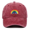 Casquette de baseball rétro en coton bordeaux délavé avec broderie arc-en-ciel colorée - Réglable / Bordeaux