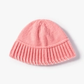 Gorro de punto rosa con detalles de costura blanca a mano y suave textura vertical - Rosa (21B016)