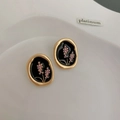 Vintage oval floral earrings with black enamel and purple lavender detail in gold frame - Red Vintage Oval Silver Needle Style (11#)