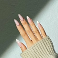 Unghie a mandorla stile francese con bordi dorati su unghie finte color nude - Stile Bordo Metallico French Rosa Nudo (Y-490) / Tipo di Colla