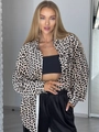 Damesoverhemd met lange mouwen en beige-zwarte geometrische print in casual stijl - S / Wit