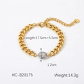 Detailed view of chunky gold Cuban link chain with baroque pearl and length specifications - Gold Chunky Chain Bracelet With White Pearl (HC-B20175)