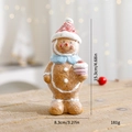 Christmas gingerbread man figurine in resin with sugar texture and strawberry cake, 15cm - Large Gingerbread Man - Cake