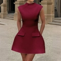 Elegante abito corto senza maniche in tweed bordeaux con taglio ad A e tasche - S / Borgogna