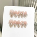 Rosa Cat-Eye Kunstnägel mit Farbverlauf und handgefertigten Strass-Schmetterlingen - XS / Frühlingsschmetterling-Medium Oval