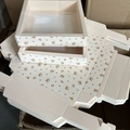 Cream floral foldable gift box for hair accessories made of premium thick cardboard - Vintage Floral