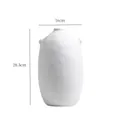Jarrón minimalista de cerámica blanca con textura y asas, altura 28,5 cm, ancho 16 cm - Blanco Mate HP698