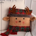 Encantador cojín de reno navideño de 55cm de suave Sherpa marrón con detalles a cuadros - Alce de Dibujos Animados