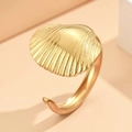 Adjustable golden stainless steel shell ring with a polished sea-inspired scallop design - J03291 / Gold