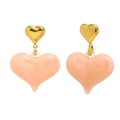 Goldene Herzohrringe mit rosa-orangefarbenen Marmorharz-Anhängern für einen süßen Look - Acryl Herzstecker / Gold-Rosa