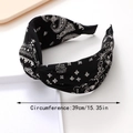 Serre-tête large noir imprimé paisley avec nœud torsadé, circonférence 39 cm pour femmes - Noir