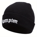 Klassische schwarze Strickmütze mit weißem Compton-Stick im Gothic-Stil für Streetwear-Looks - Einheitsgröße / Schwarz