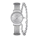 Set de reloj Missfox plateado para mujer con números romanos y diamantes en fondo blanco - Plateado