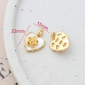 Detailed macro view of 14k gold-filled heart pendant with mother-of-pearl and flower - 16# Heart 3D Flower Mother of Pearl